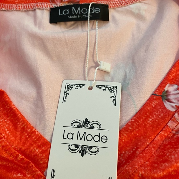 Floral blouse - Picture 2 of 3